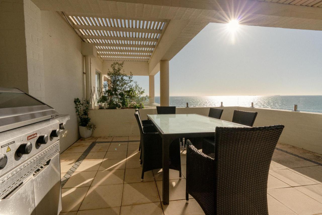 Beach View Apartment In Cottesloe Perth Exterior photo